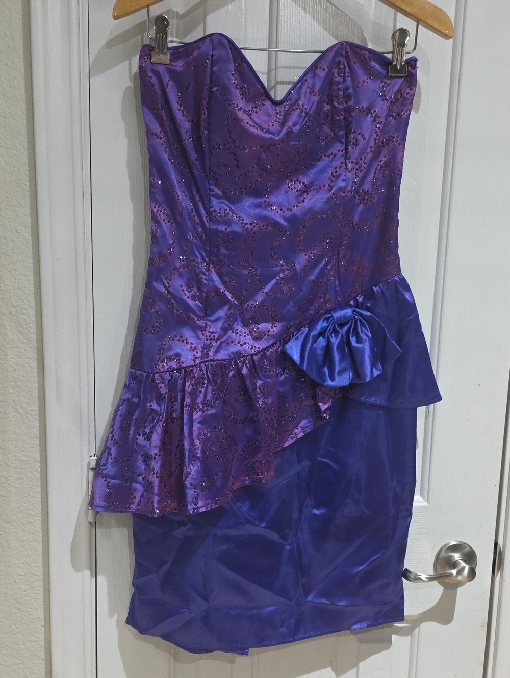 Gunesax Vintage 80's Purple Strapless Dress Sequin Asymetric ruffle Bow Sz 9/10